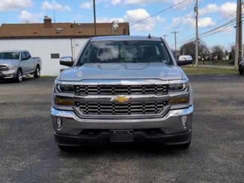 Used 2018 Chevrolet Silverado 1500 LT w/ All Star Edition AWD/4WD image 3