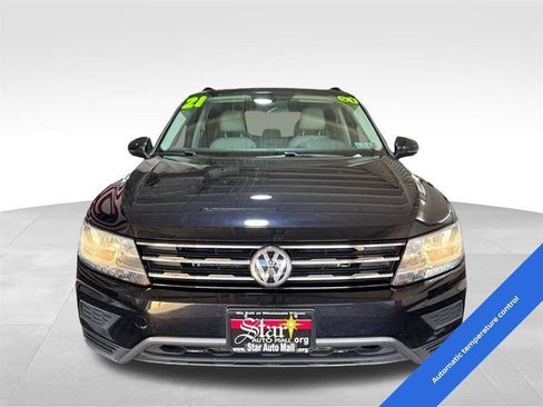 Used 2021 Volkswagen Tiguan SE AWD/4WD image 2