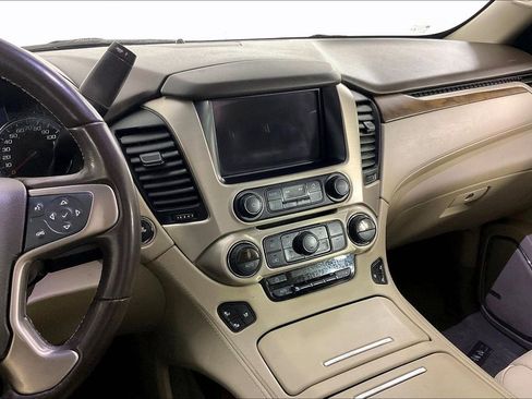 Used 2019 GMC Yukon XL Denali w/ Denali Ultimate Package AWD/4WD image 8
