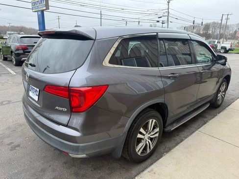 Used 2017 Honda Pilot EX-L image 8