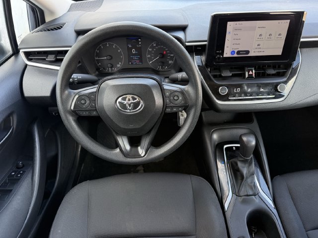 Used 2025 Toyota Corolla LE FWD image 12
