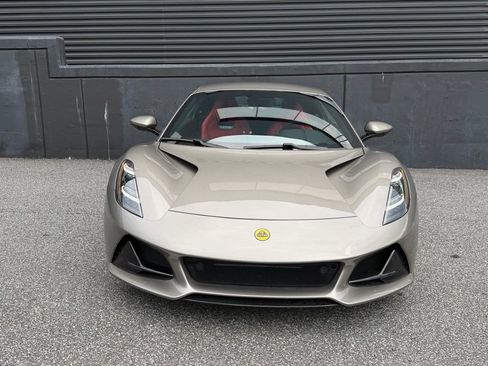 Used 2025 Lotus Emira RWD image 13