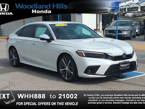 Used 2023 Honda Civic Touring image 3