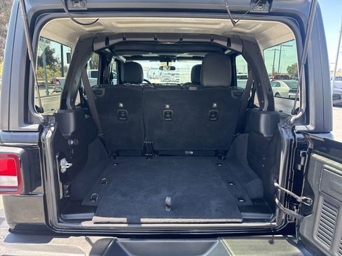 Certified 2025 Jeep Wrangler Unlimited Sport AWD/4WD image 6