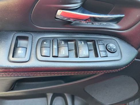 Used 2019 Dodge Grand Caravan GT FWD image 15