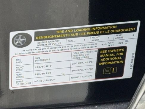 Used 2021 Mercedes-Benz GLB 250 w/ Premium Package image 52