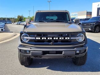 New 2025 Ford Bronco Outer Banks w/ Sasquatch Package video 2
