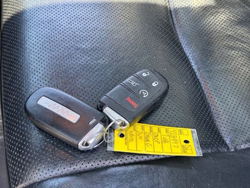 Used 2018 Jeep Grand Cherokee High Altitude RWD image 35