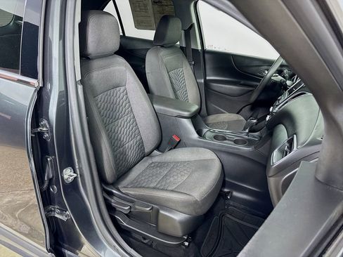 Used 2020 Chevrolet Equinox LT FWD image 25