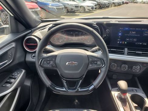 Used 2024 Chevrolet Trax RS w/ Driver Confidence Package FWD image 14