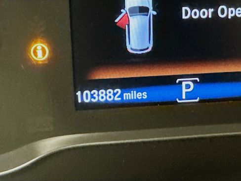 Used 2017 Honda Pilot Touring image 19