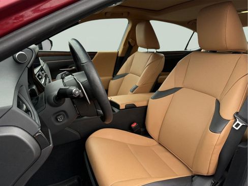 Used 2023 Lexus ES 250 w/ Premium Package image 12