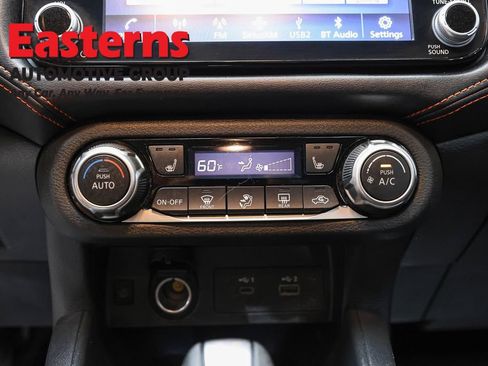 Used 2024 Nissan Versa SR FWD image 19