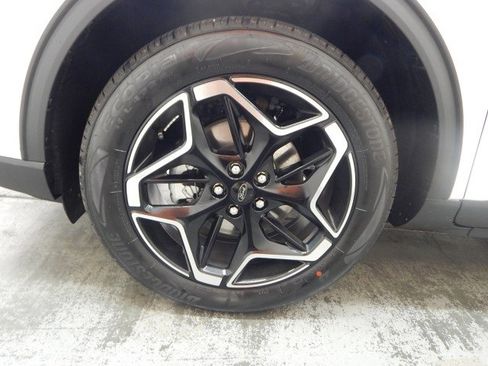 New 2026 Ford Escape Platinum w/ Premium Technology Package image 11