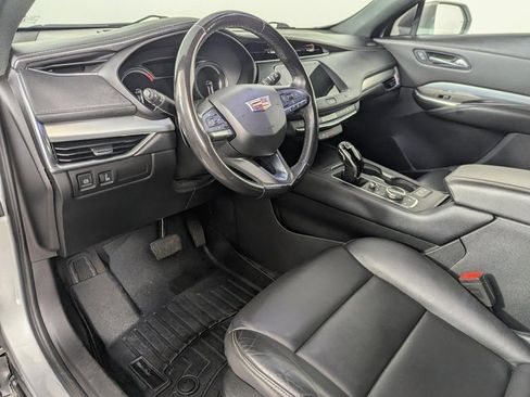 Used 2020 Cadillac XT4 Premium Luxury image 15