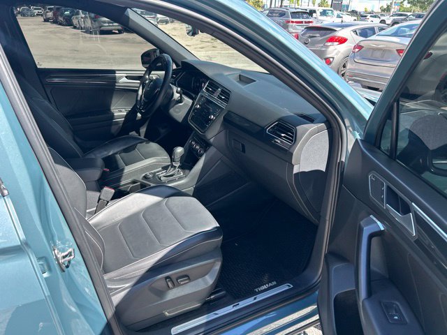 Used 2021 Volkswagen Tiguan SEL Premium R-Line AWD/4WD image 9