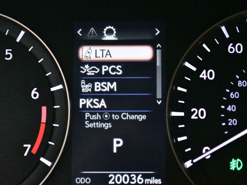 Used 2022 Lexus RX 350L Luxury w/ Accessory Package (Z1) image 63