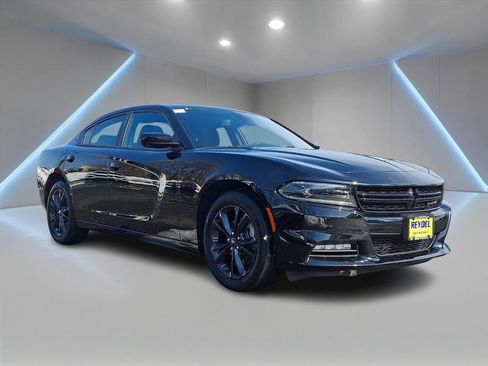 Used 2023 Dodge Charger SXT w/ Blacktop Special Edition image 3
