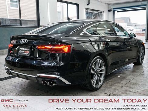 Used 2022 Audi S5 Premium image 8
