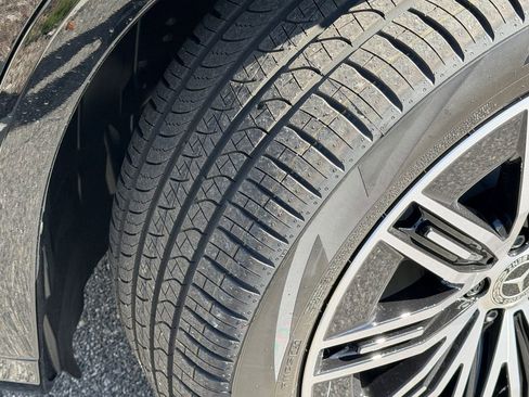 New 2026 Mercedes-Benz EQS 400 4MATIC SUV image 16