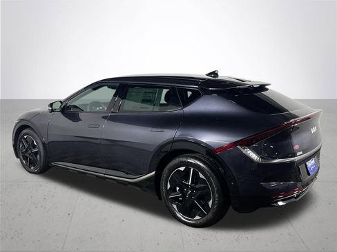New 2025 Kia EV6 Wind image 8