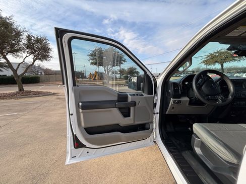 Used 2015 Ford F150 XL w/ Equipment Group 101A Mid image 11