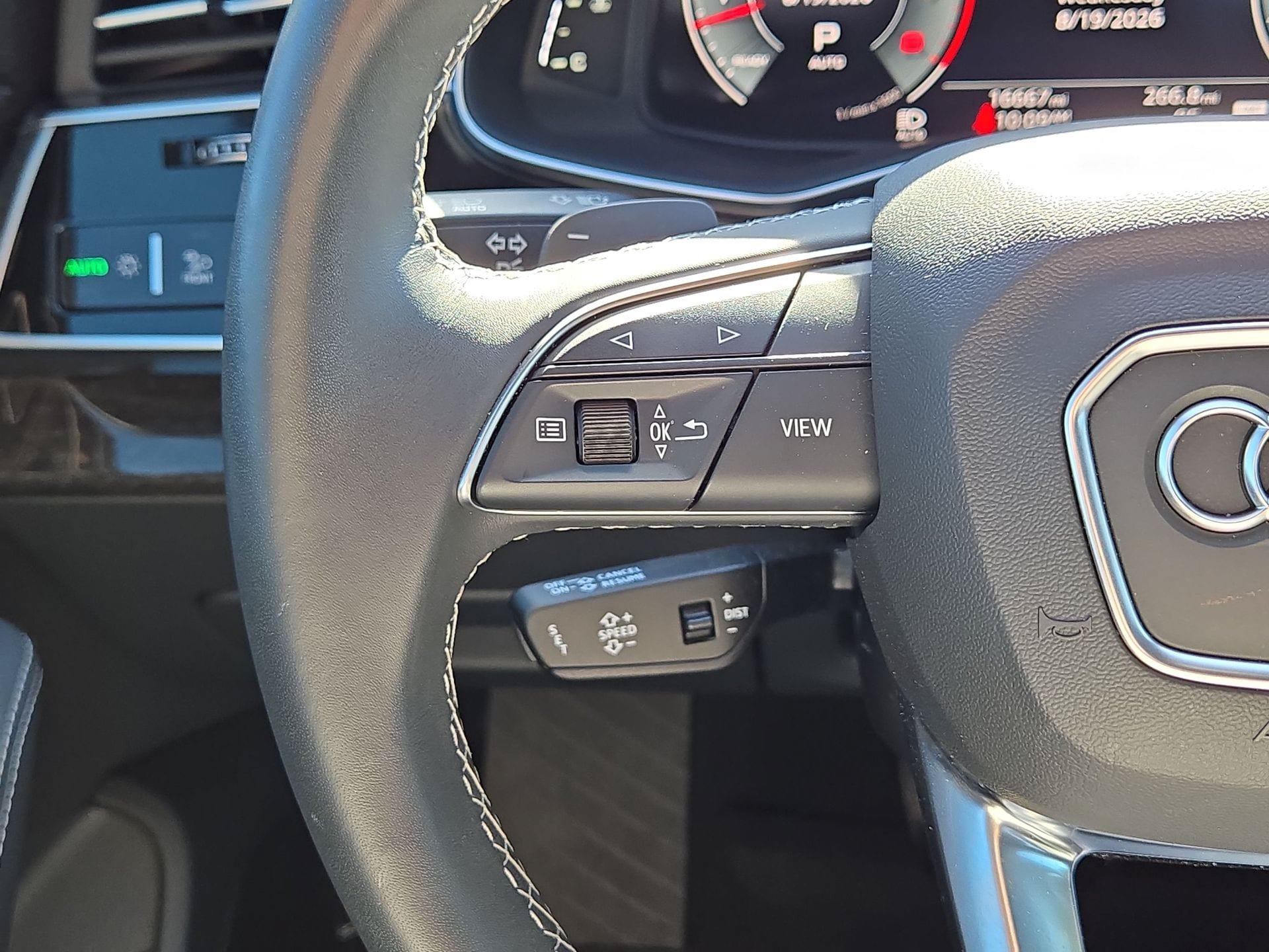 Used 2025 Audi Q7 3.0T Prestige w/ Prestige Package AWD/4WD image 21