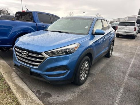 Used 2018 Hyundai Tucson SE image 1