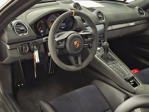 Certified 2024 Porsche 718 Cayman GT4 RS image 4