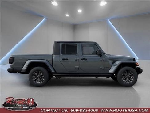 New 2026 Jeep Gladiator Sport image 22