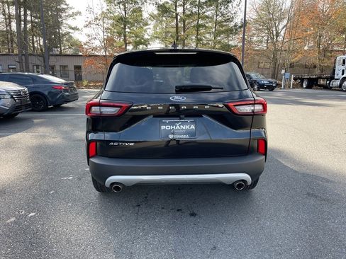 Certified 2023 Ford Escape Active w/ Cold Weather Package image 6