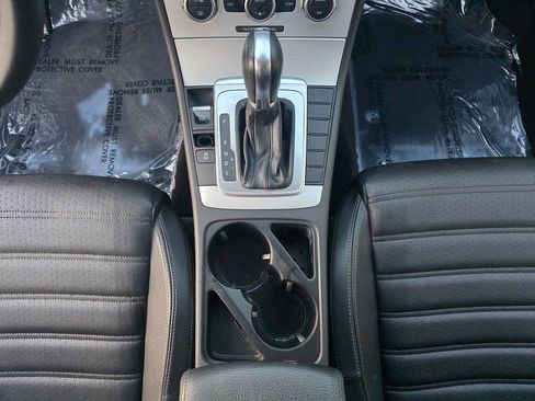Used 2014 Volkswagen CC Sport image 27