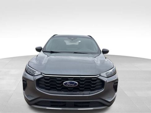 Used 2025 Ford Escape ST-Line w/ Tech Pack #1 image 5