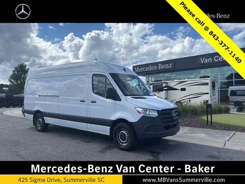 Used 2024 Mercedes-Benz Sprinter 2500 image 1