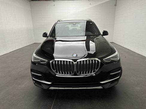 Used 2023 BMW X5 xDrive40i AWD/4WD image 4