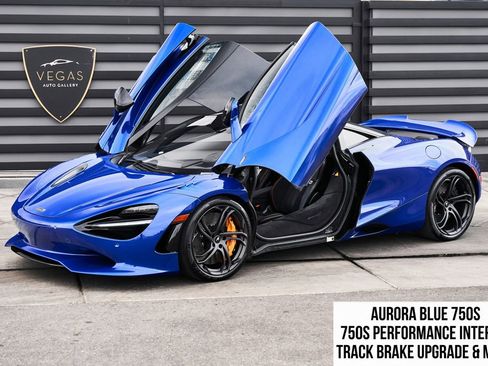 Used 2024 McLaren 750S RWD image 1