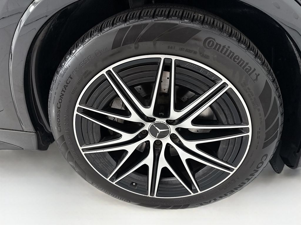 Used 2026 Mercedes-Benz GLC 43 AMG 4MATIC image 31