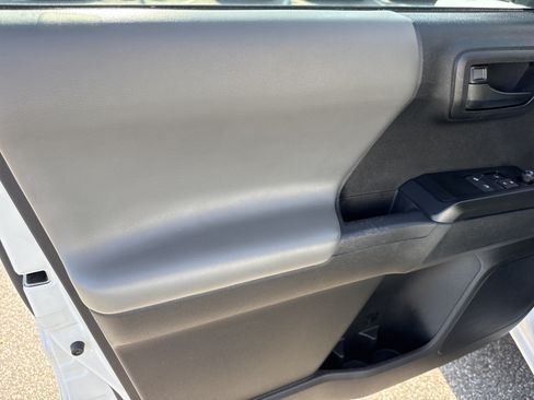 Used 2023 Toyota Tacoma SR RWD image 8