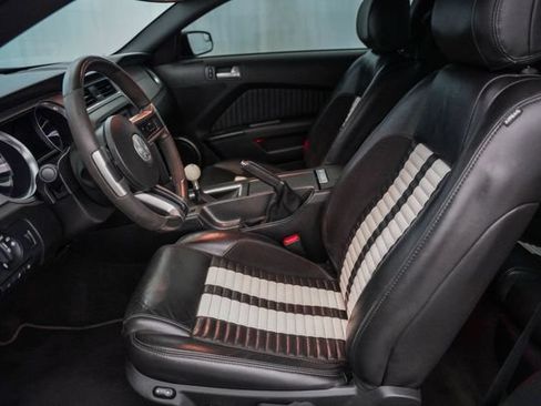 Used 2014 Ford Mustang Shelby GT500 w/ Equipment Group 821A RWD image 18