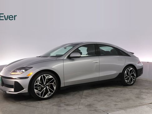 Used 2024 Hyundai Ioniq 6 Limited RWD image 18