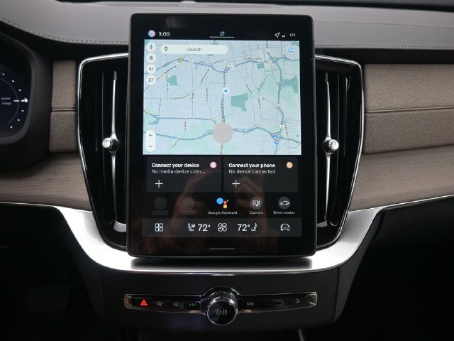 New 2026 Volvo XC90 T8 Plus AWD/4WD image 13