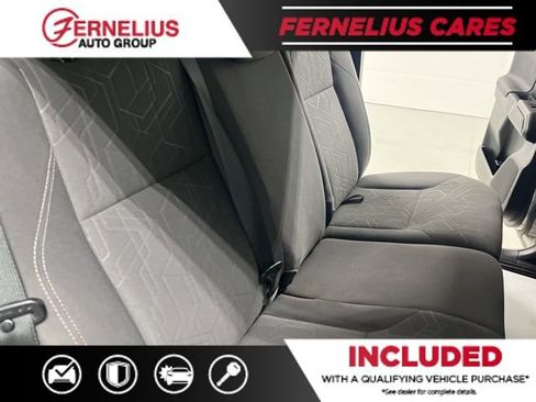 Used 2017 Toyota Tacoma TRD Sport image 26