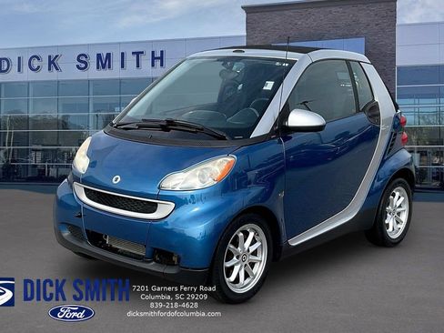 Used 2009 smart fortwo passion RWD image 1