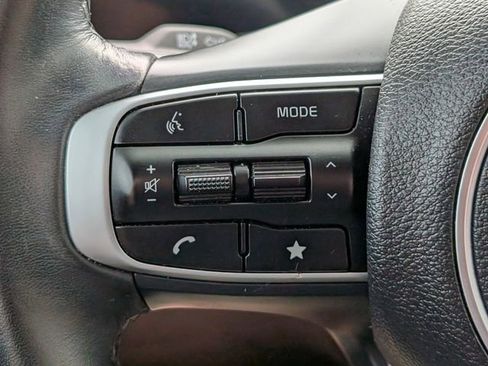 Used 2025 Kia Sportage EX FWD image 25