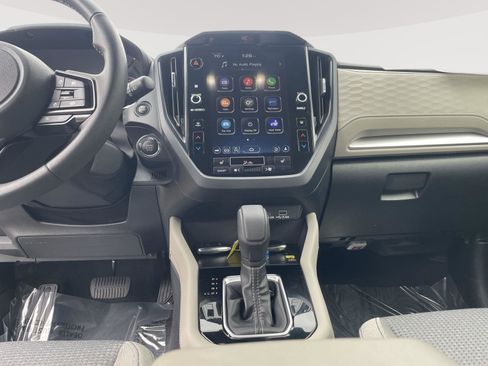 Used 2025 Subaru Forester Premium w/ Convenience Package #1 AWD/4WD image 16