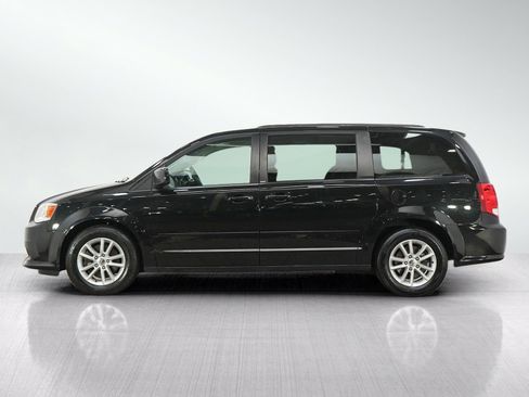 Used 2014 Dodge Grand Caravan SXT w/ Rear Park Assist Package FWD image 2