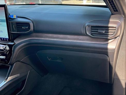 Certified 2023 Ford Explorer Platinum w/ Technology Package image 14