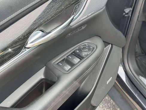 Used 2021 Cadillac XT5 Premium Luxury AWD/4WD image 19