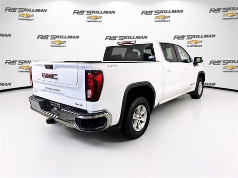 Used 2024 GMC Sierra 1500 SLE image 7