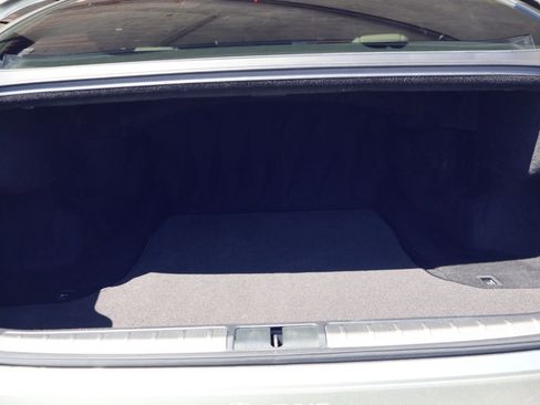 Used 2023 Lexus LS 500 w/ Accessory Package (Z2) RWD image 21